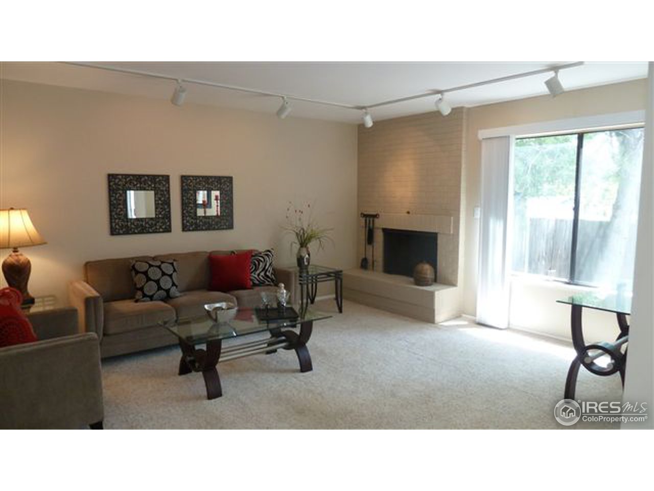 7418 Clubhouse Road Boulder, CO 80301 - Photo 8 of 21 Sunny Living Room