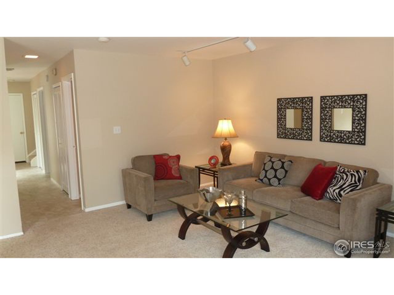 7418 Clubhouse Road Boulder, CO 80301 - Photo 9 of 21 Living Room