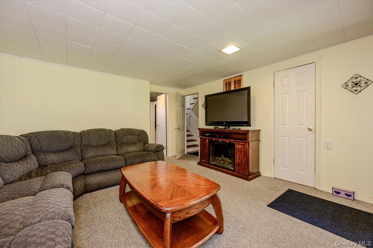 784 Newbridge Road Bellmore, NY 11710 - Photo 16 of 27 Gallery Image 16