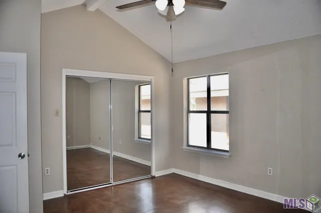 $1,050 | 5233 Butter Creek Lane, Unit J7, Baton Rouge, LA 70809