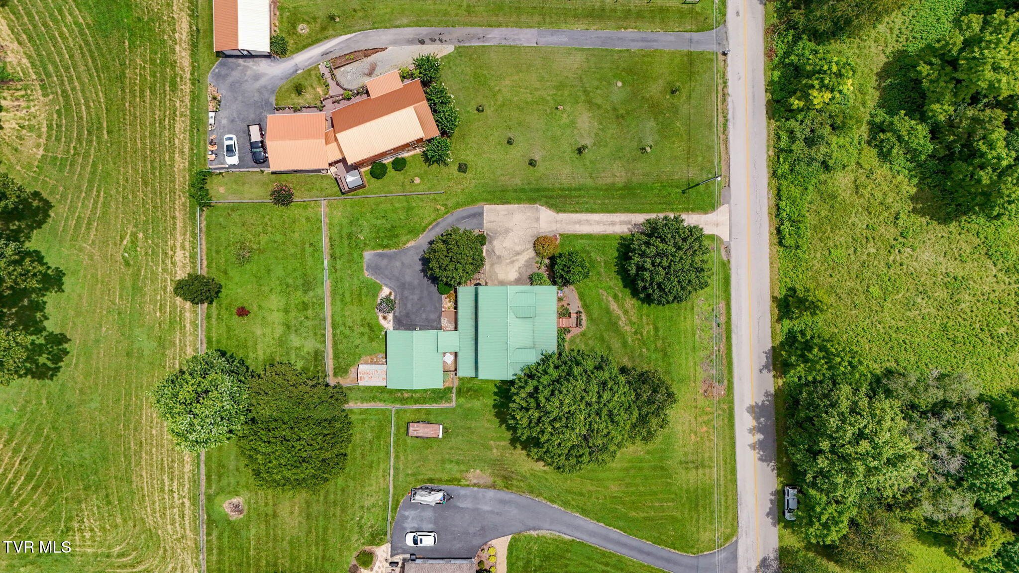 300 Barr Road Blountville, TN 37617 - Photo 14 of 84 14-web-or-mls-300 Barr Rd Drone SM-15