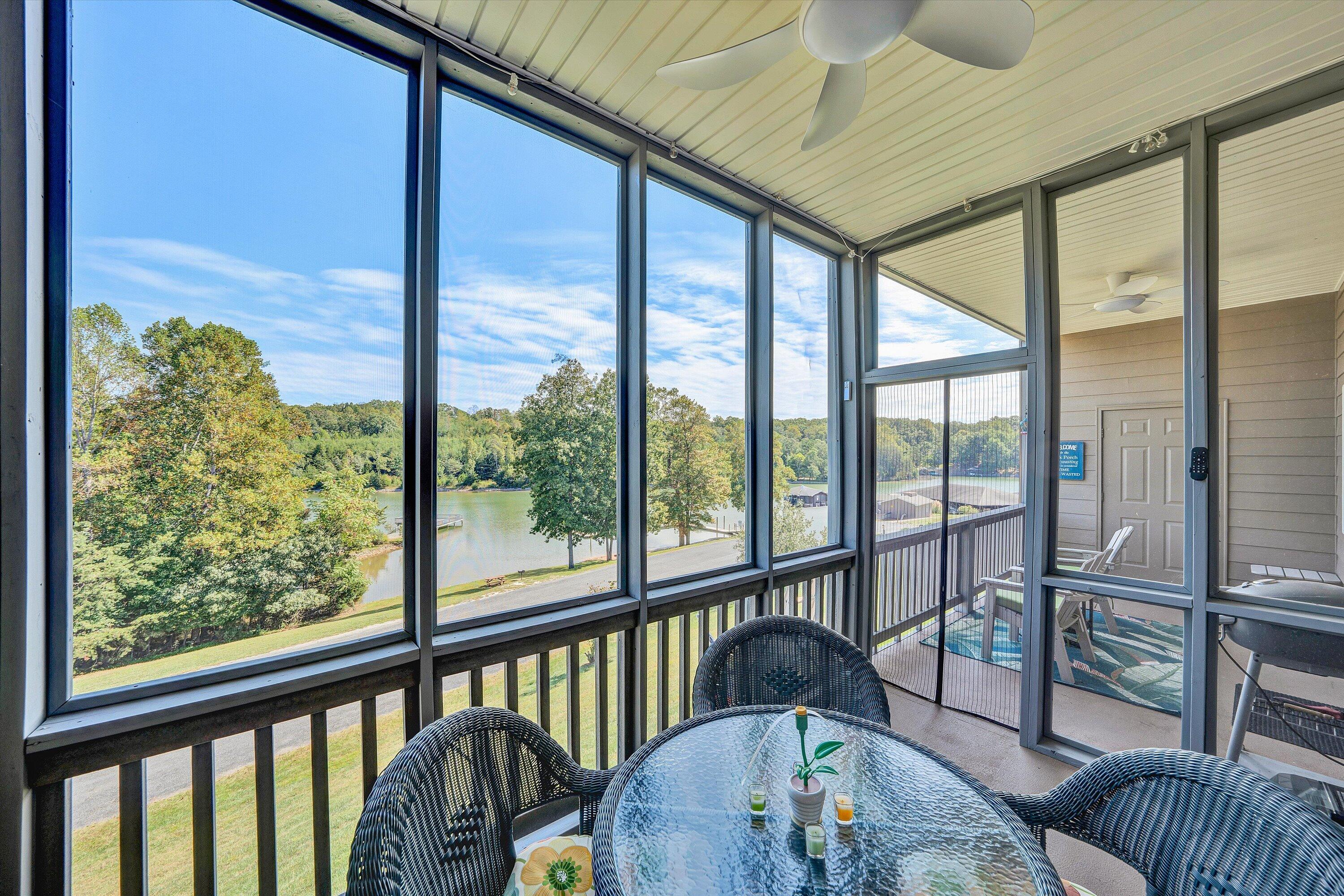1175 Mariners Way, Unit 54 Huddleston, VA 24104 - Photo 19 of 37 a view of a living room with a balcony
