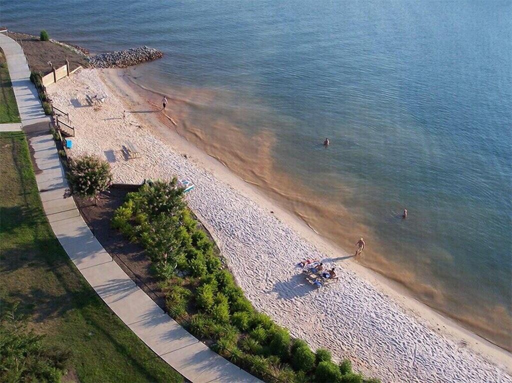 1175 Mariners Way, Unit 54 Huddleston, VA 24104 - Photo 32 of 37 a view of a garden with a pathway