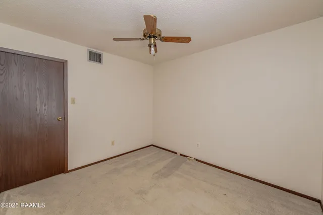 $87,500 | 101 Wilbourn Boulevard, Unit 604, Lafayette, LA 70506