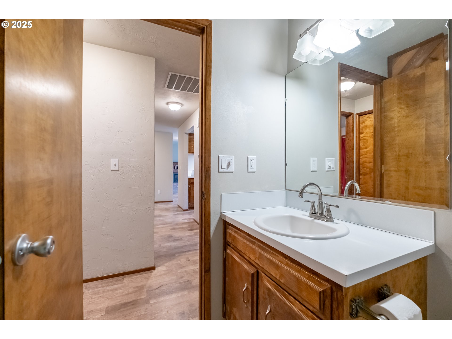 2473 Grand Prairie Road Southeast Albany, OR 97322 - Photo 22 of 46