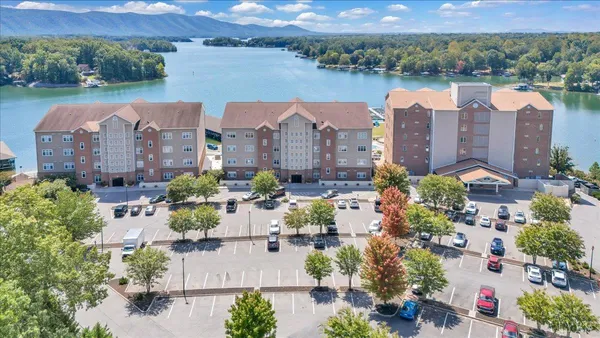 $144,500 | 1273 Graves Harbor Trail, Unit 3203, Huddleston, VA 24104