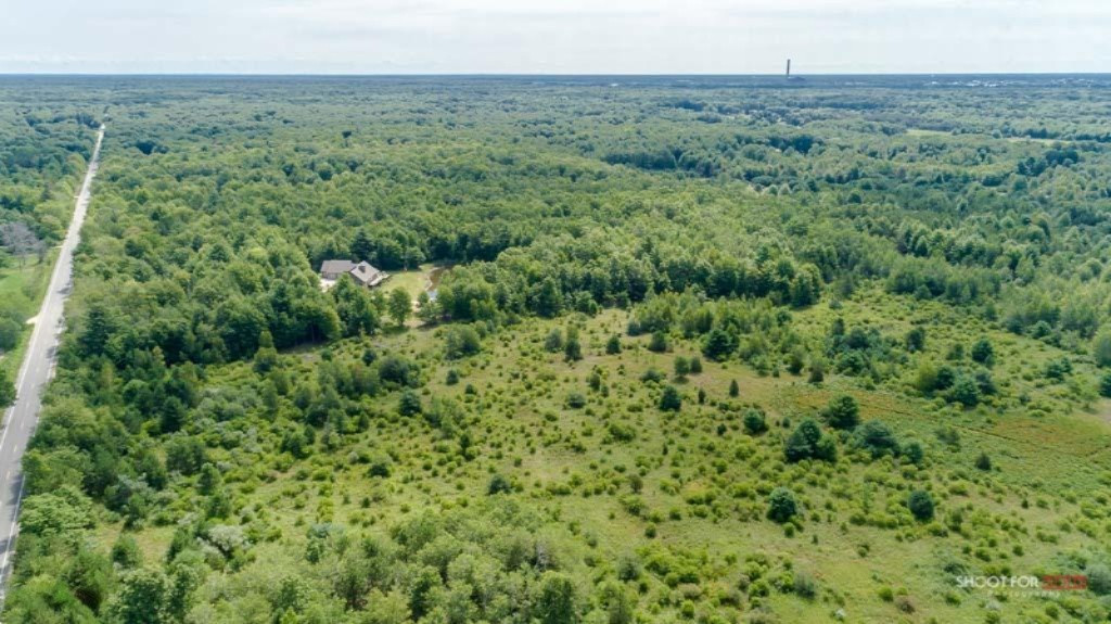 Par A West Par A W River Road Muskegon, MI 49445 - Photo 1 of 6 1925WRiver012 LoRes