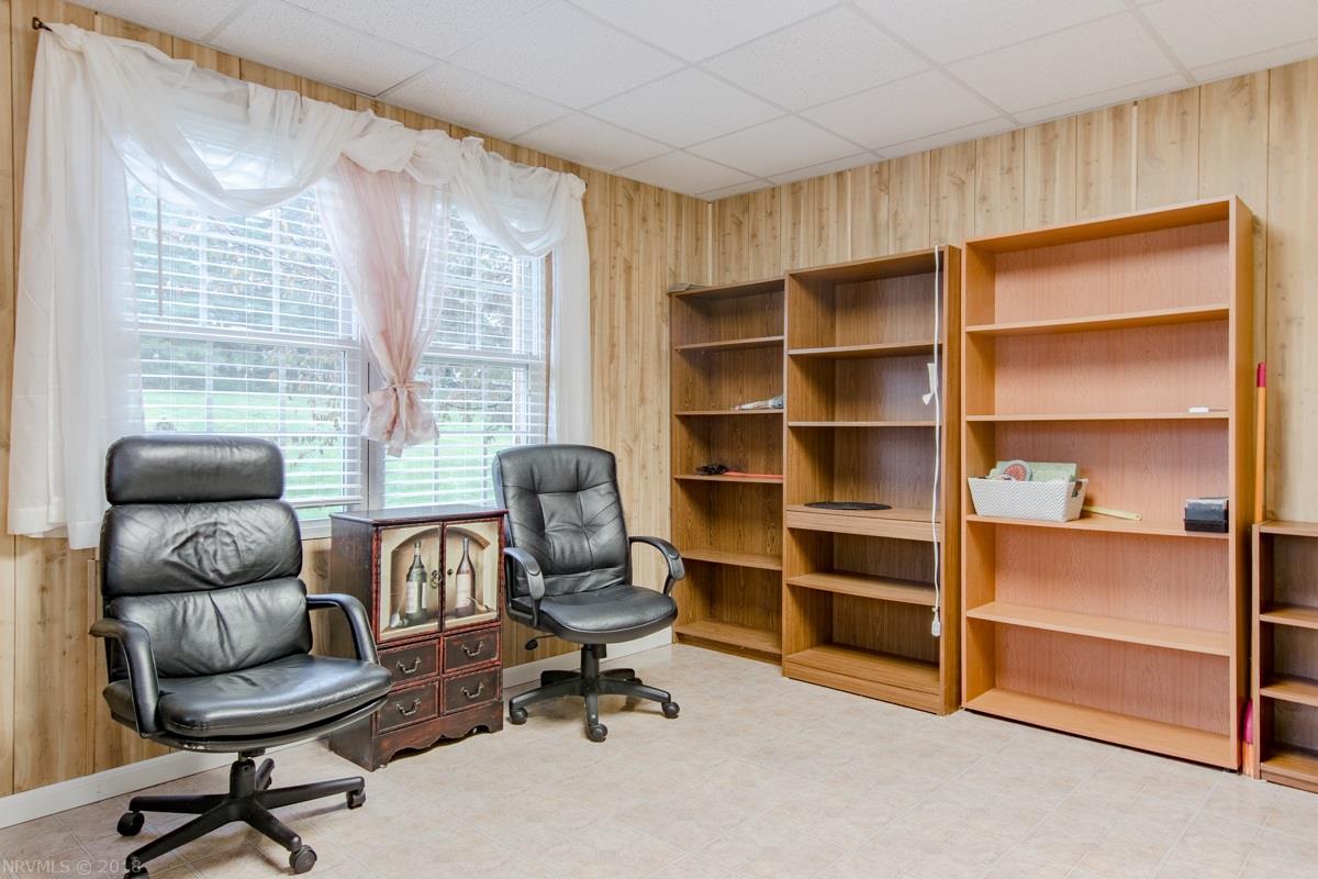2321 Gate Road Christiansburg, VA 24073 - Photo 41 of 49 Gallery Image 41