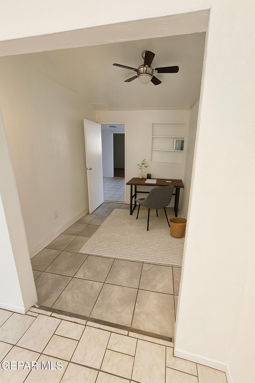 833 Destello Road El Paso, TX 79907 - Photo 28 of 55 Enclosure as home study area