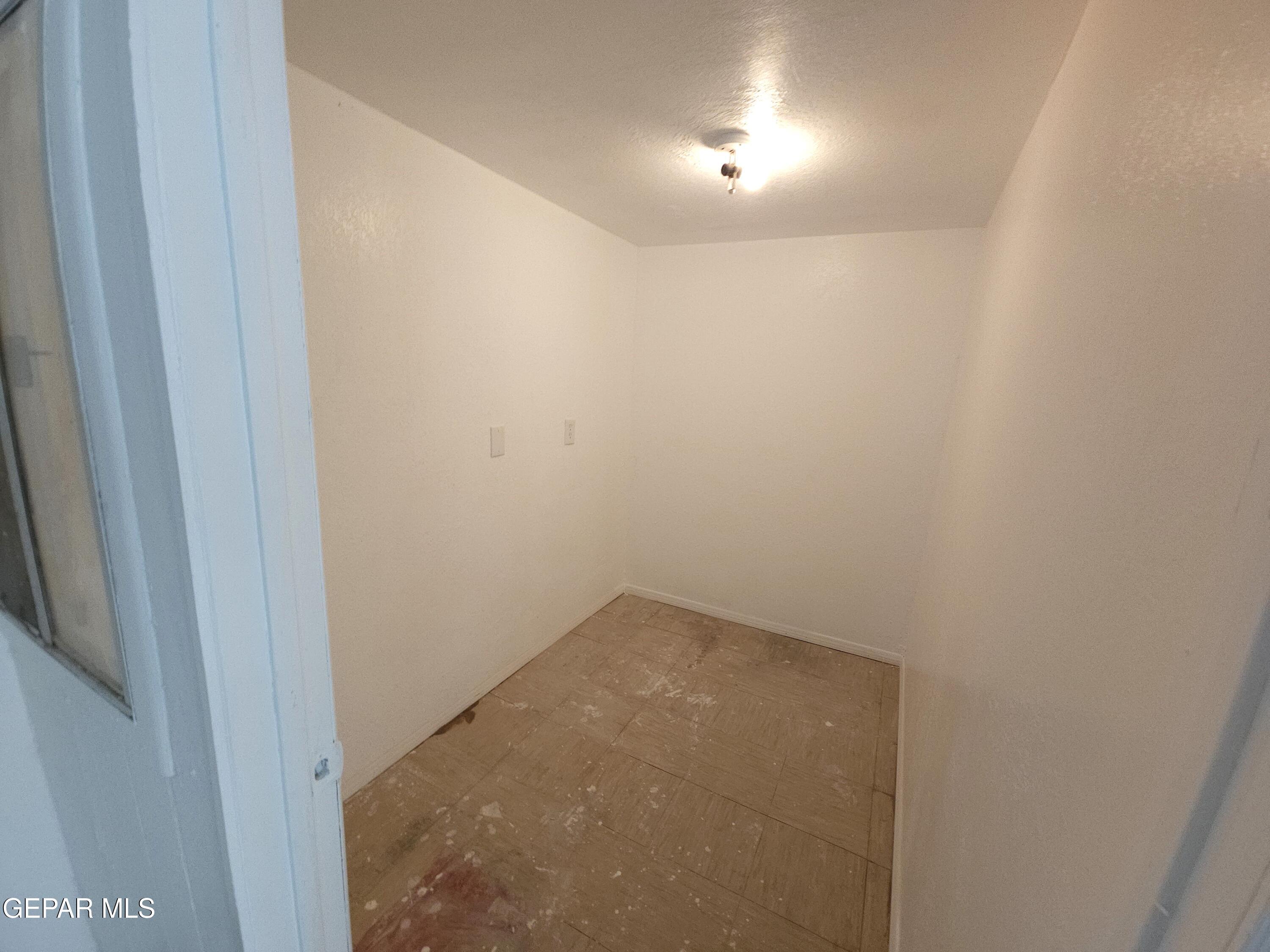 833 Destello Road El Paso, TX 79907 - Photo 39 of 55 a view of room