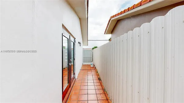 $4,650 | 13821 Southwest 14th Street, Miami, FL 33184