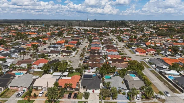 $4,650 | 13821 Southwest 14th Street, Miami, FL 33184