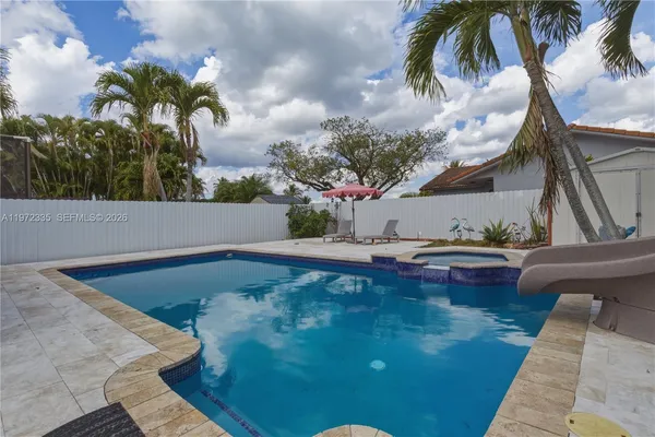 $4,650 | 13821 Southwest 14th Street, Miami, FL 33184