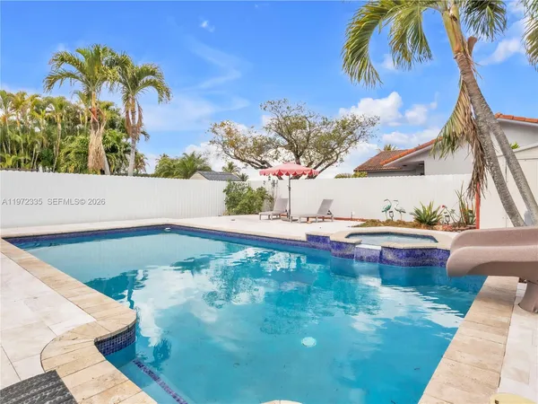 $4,650 | 13821 Southwest 14th Street, Miami, FL 33184