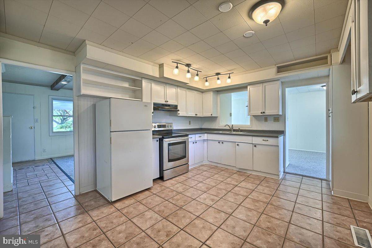 1914 Blue Ridge Drive Lancaster, PA 17603 - Photo 19 of 32 Gallery Image 19