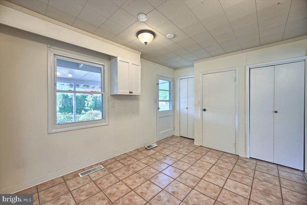 1914 Blue Ridge Drive Lancaster, PA 17603 - Photo 21 of 32 Gallery Image 21