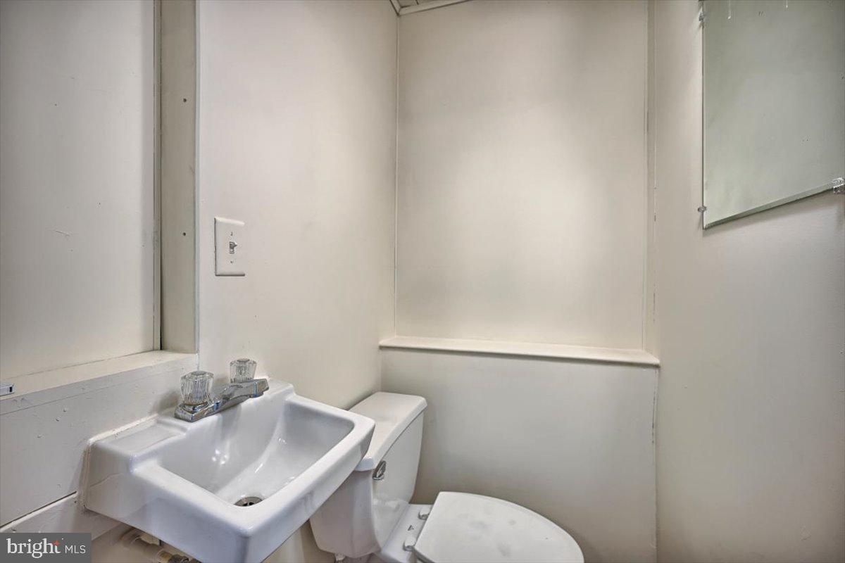 1914 Blue Ridge Drive Lancaster, PA 17603 - Photo 23 of 32 Gallery Image 23