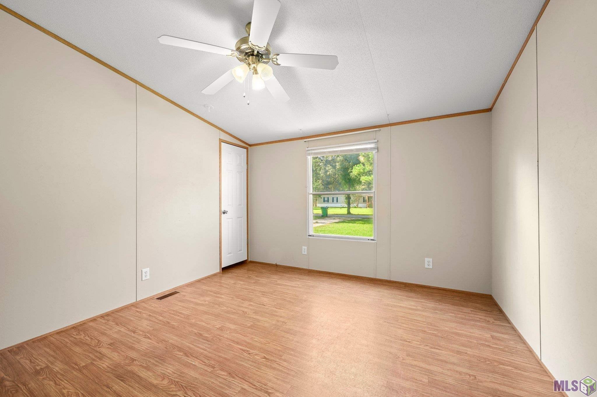 10735 Dunmark Road Denham Springs, LA 70706 - Photo 14 of 20 Gallery Image 14