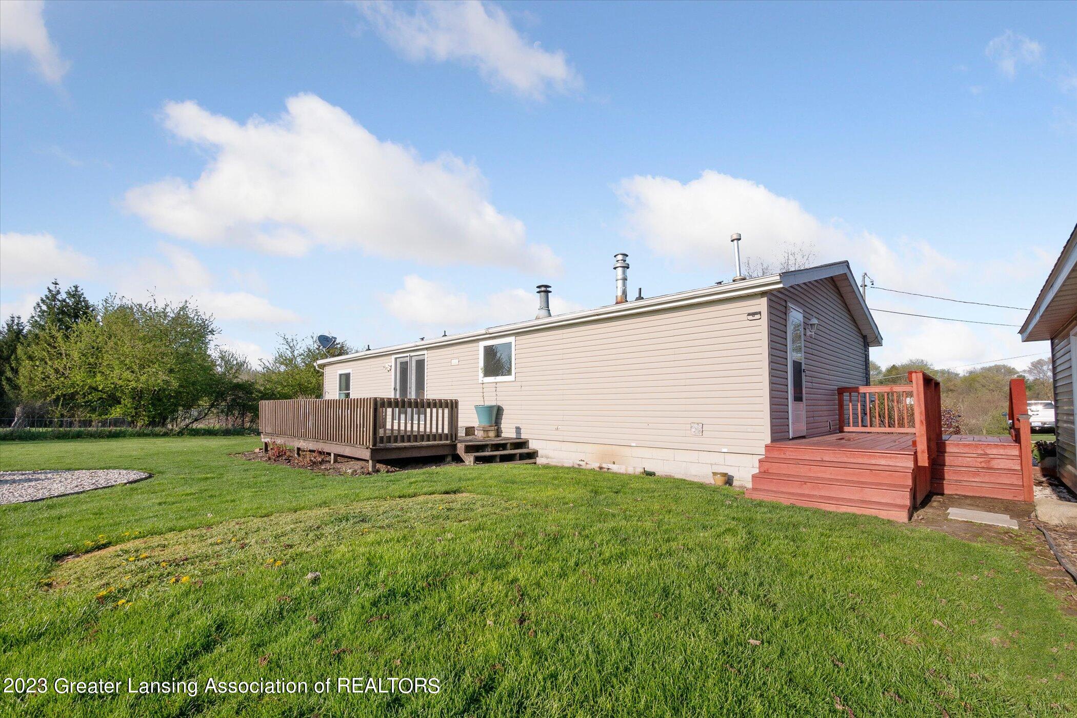 915 North Canal Road Eaton Rapids, MI 48827 - Photo 30 of 31 35-915-N-Canal-Rd-Eaton-Rapids-MI-48827-