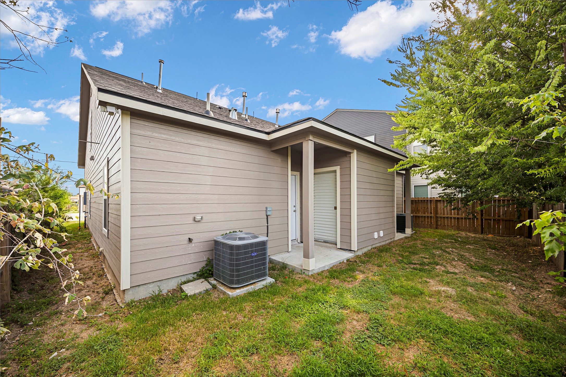 331 Tite Street, Unit B Houston, TX 77029 - Photo 25 of 26 Gallery Image 25