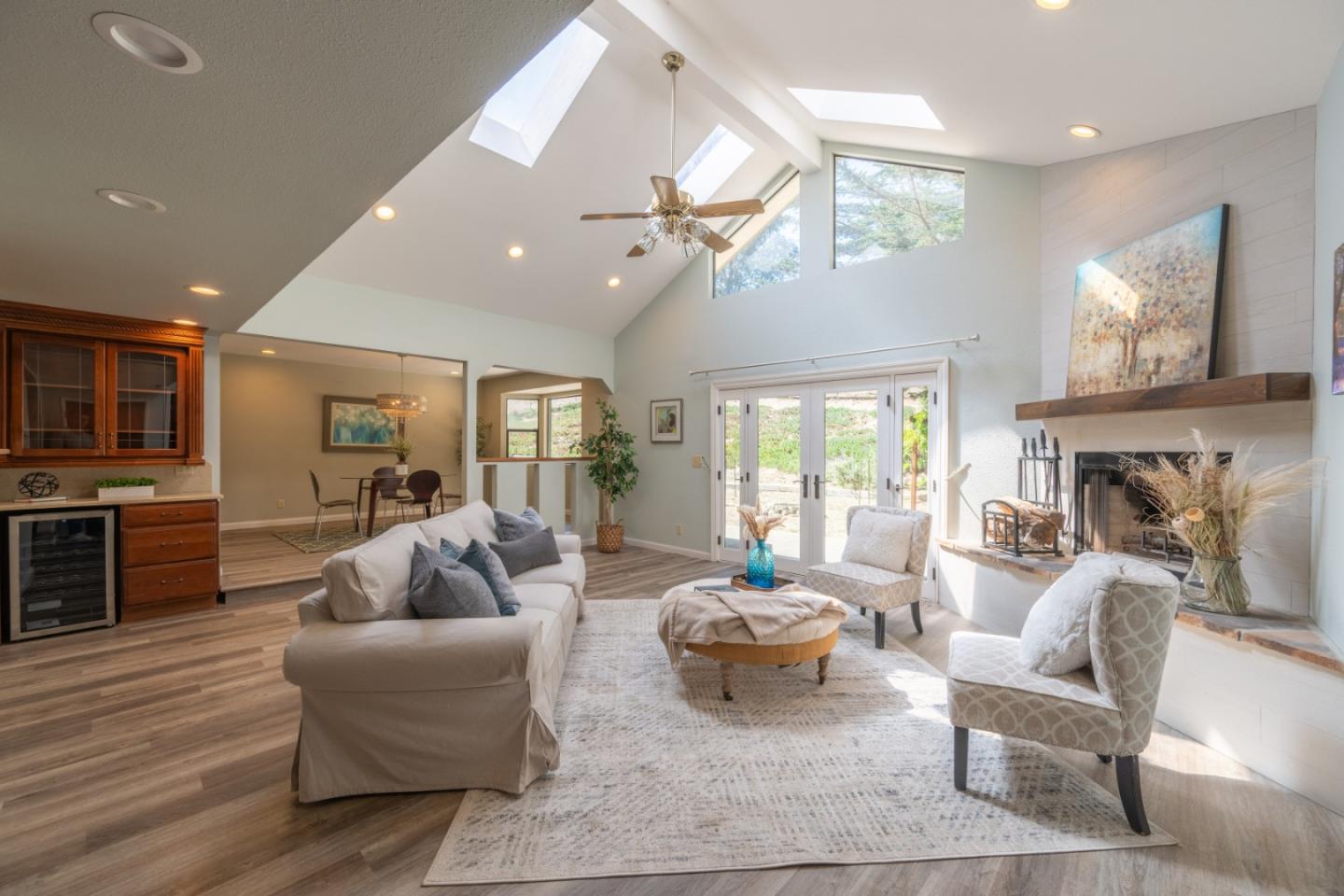 405 Paradise Road Salinas, CA 93907 - Photo 12 of 47 Gallery Image 12