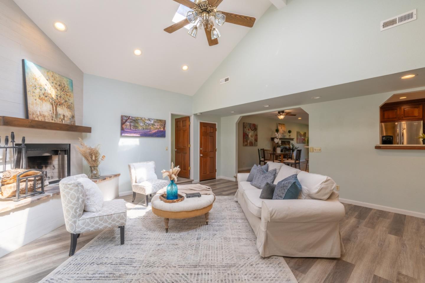 405 Paradise Road Salinas, CA 93907 - Photo 13 of 47 Gallery Image 13