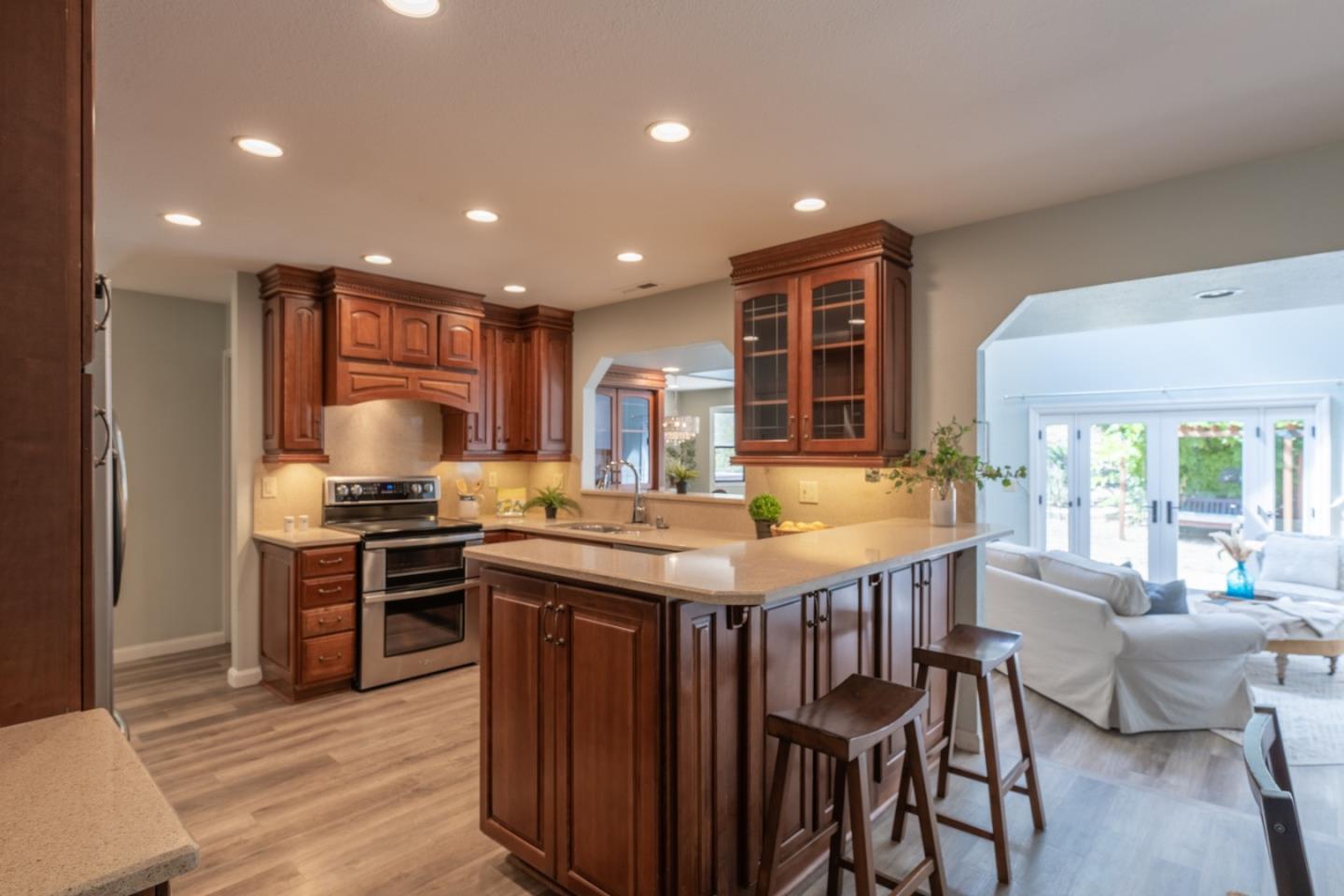 405 Paradise Road Salinas, CA 93907 - Photo 7 of 47 Gallery Image 7