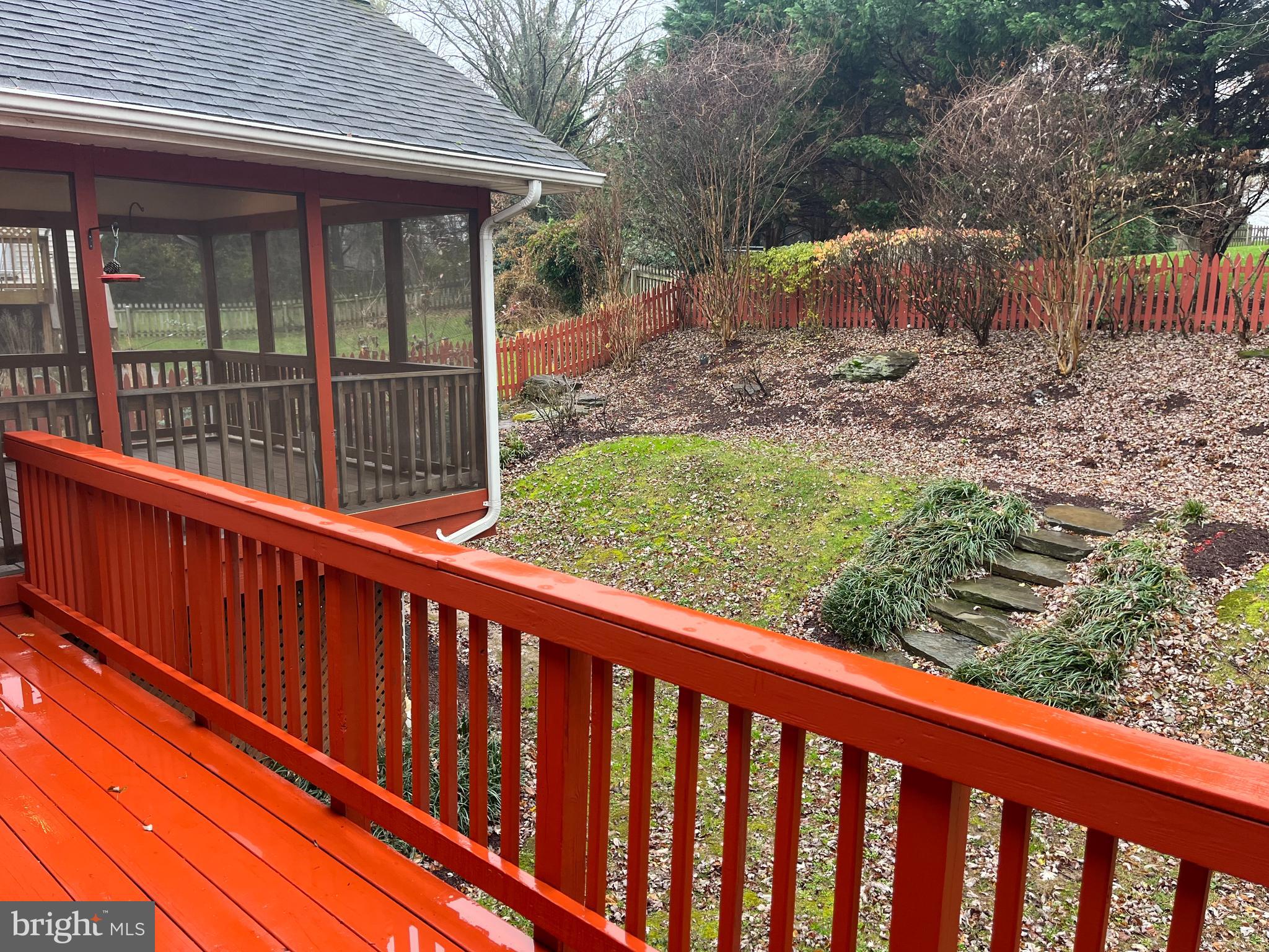 6165 Mori Street McLean, VA 22101 - Photo 24 of 29 Back yard