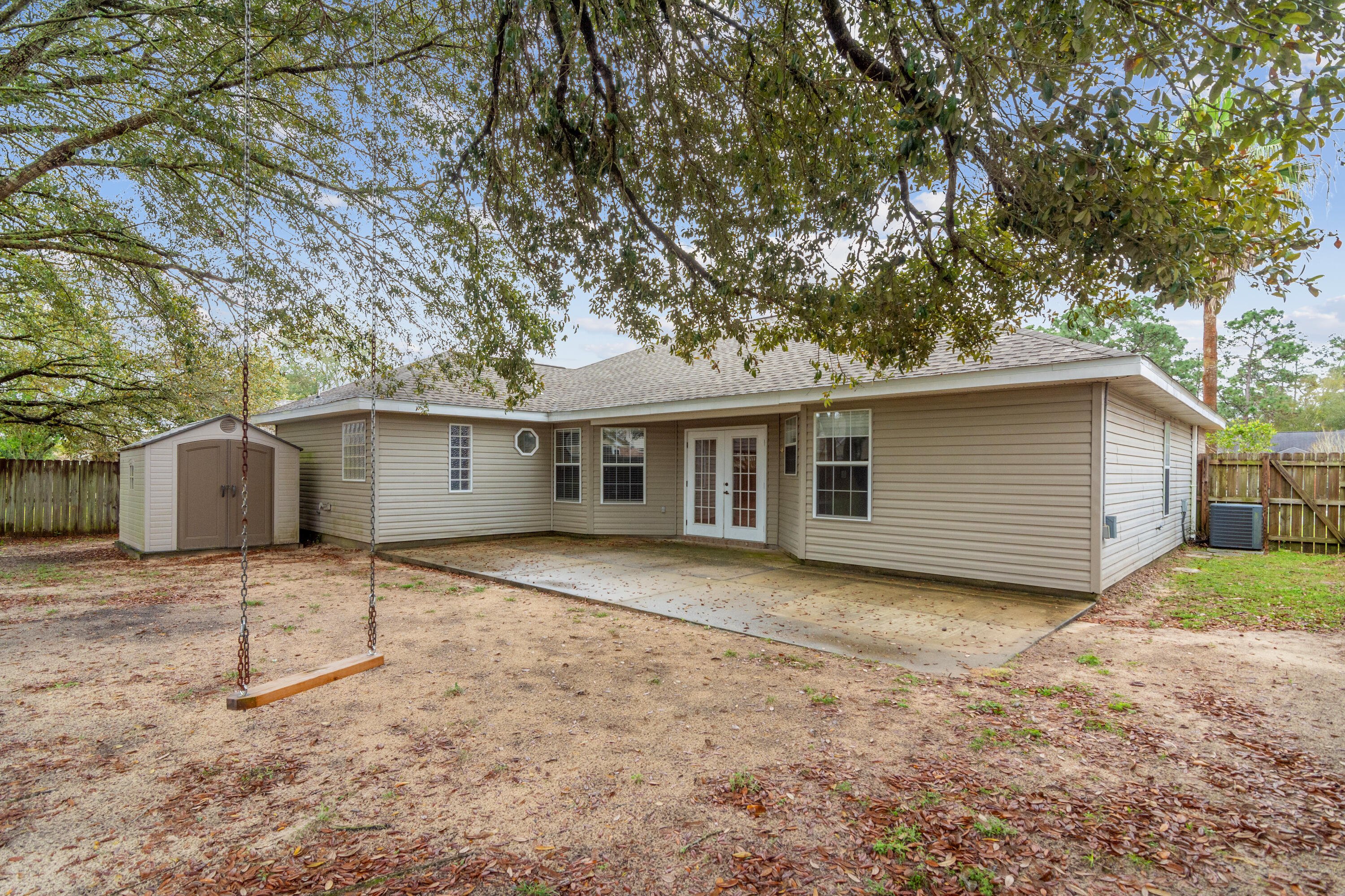 520 Risen Star Drive Crestview, FL 32539 - Photo 33 of 34 520 Risen Star Dr-27