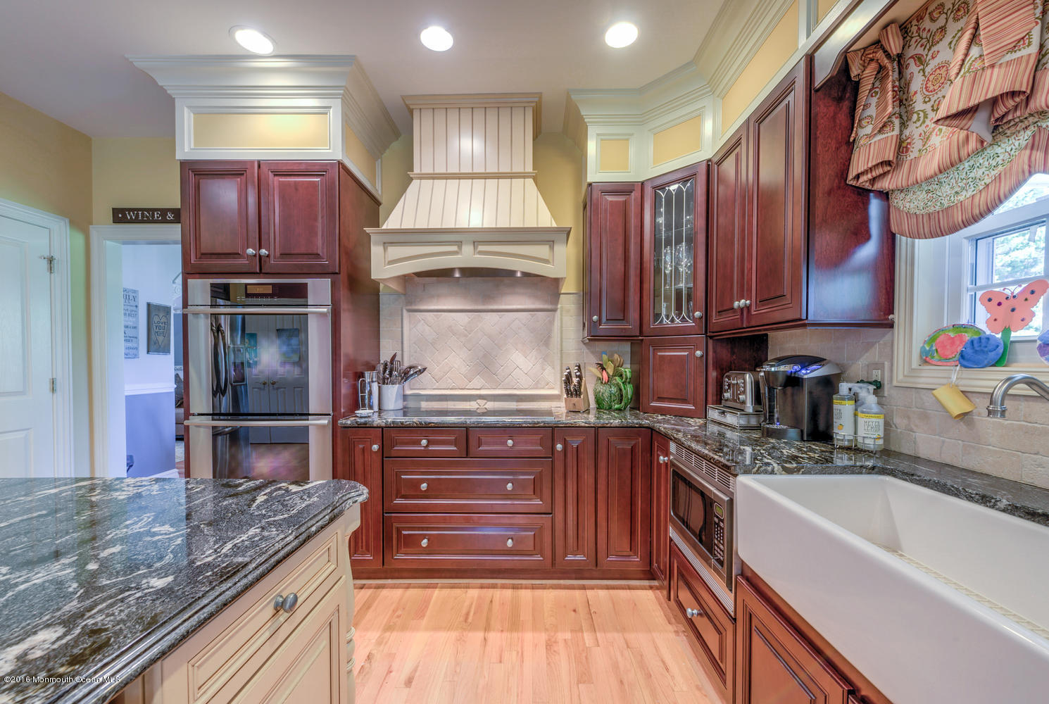 10 Eagle Nest Road Colts Neck, NJ 07722 - Photo 17 of 58 10 Eagle Nest Rd Colts Neck NJ-large-014