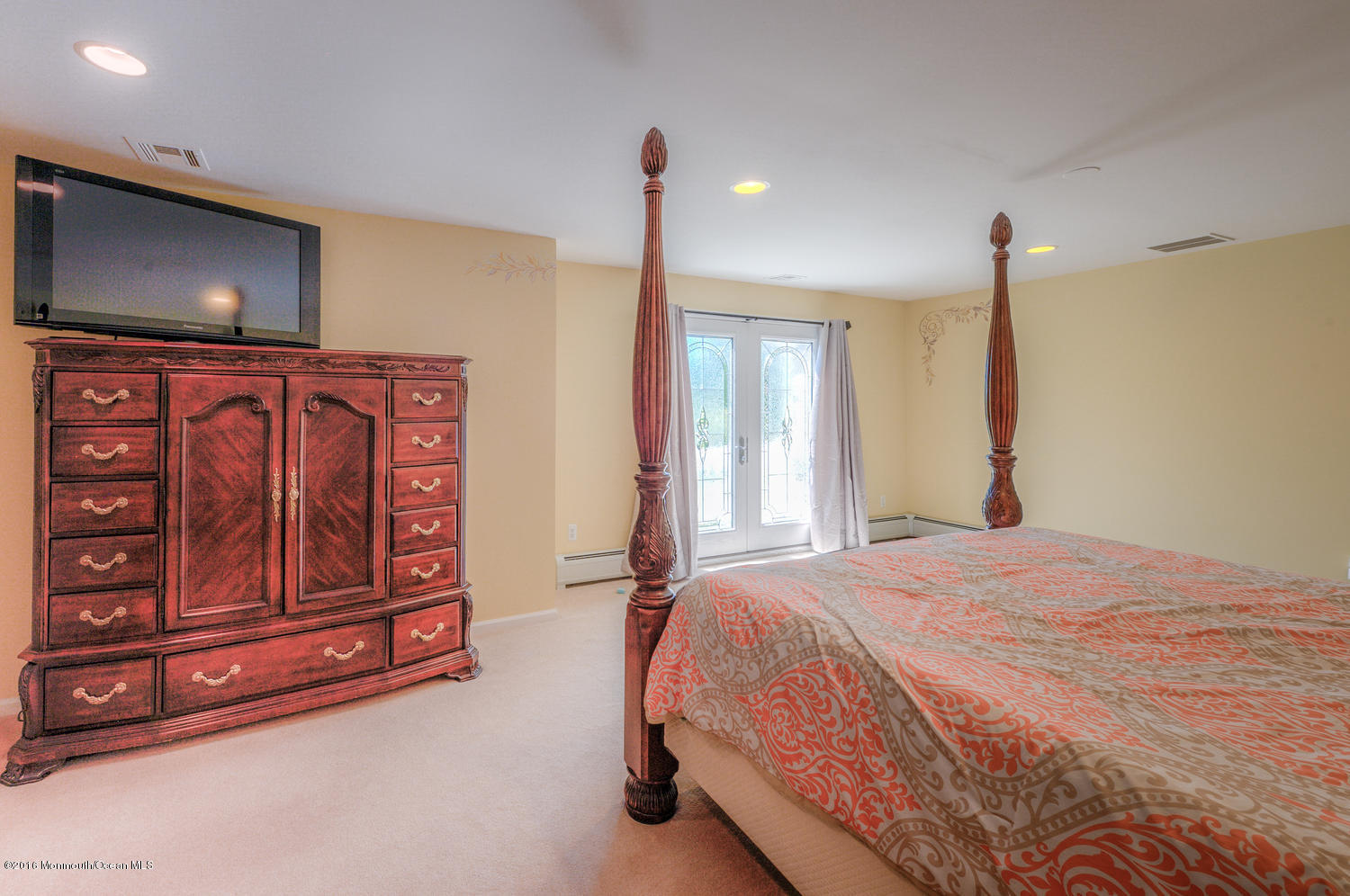 10 Eagle Nest Road Colts Neck, NJ 07722 - Photo 34 of 58 10 Eagle Nest Rd Colts Neck NJ-large-032