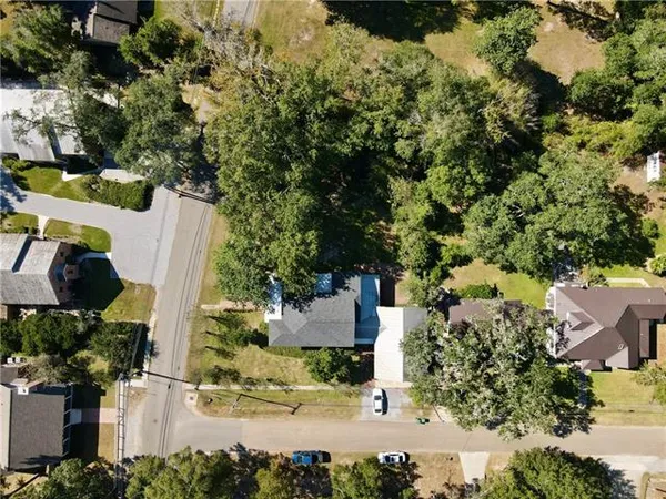 $1,295,000 | 6-a South & 6b 81 S Jahncke Avenue, Covington, LA 70433