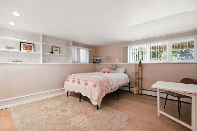 $4,900 | 2 Buckingham Street, Barrington, RI 02806