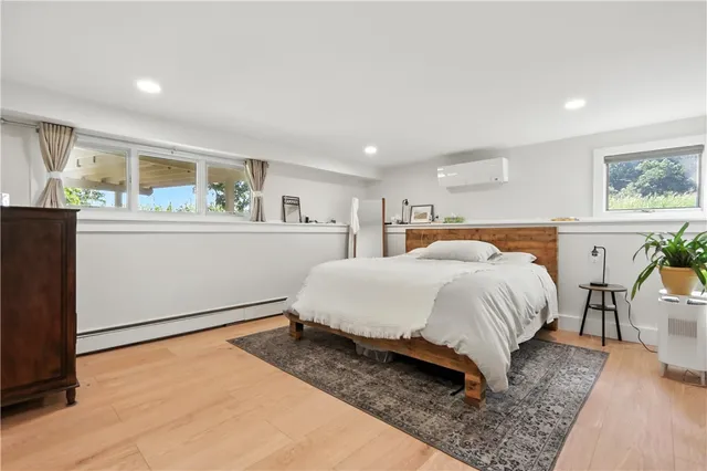 $4,900 | 2 Buckingham Street, Barrington, RI 02806