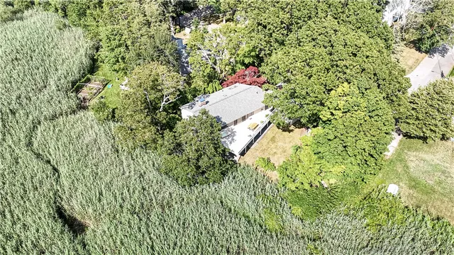 $4,900 | 2 Buckingham Street, Barrington, RI 02806