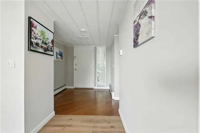 $4,900 | 2 Buckingham Street, Barrington, RI 02806