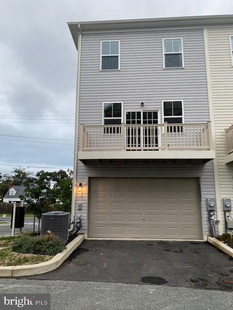 14261 Travilah Road Rockville, MD 20850 - Photo 23 of 23 Back/Two Car Garage