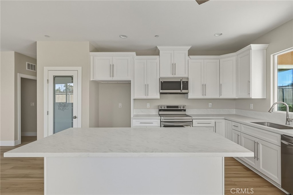 20521 Hunter Street Perris, CA 92570 - Photo 11 of 44