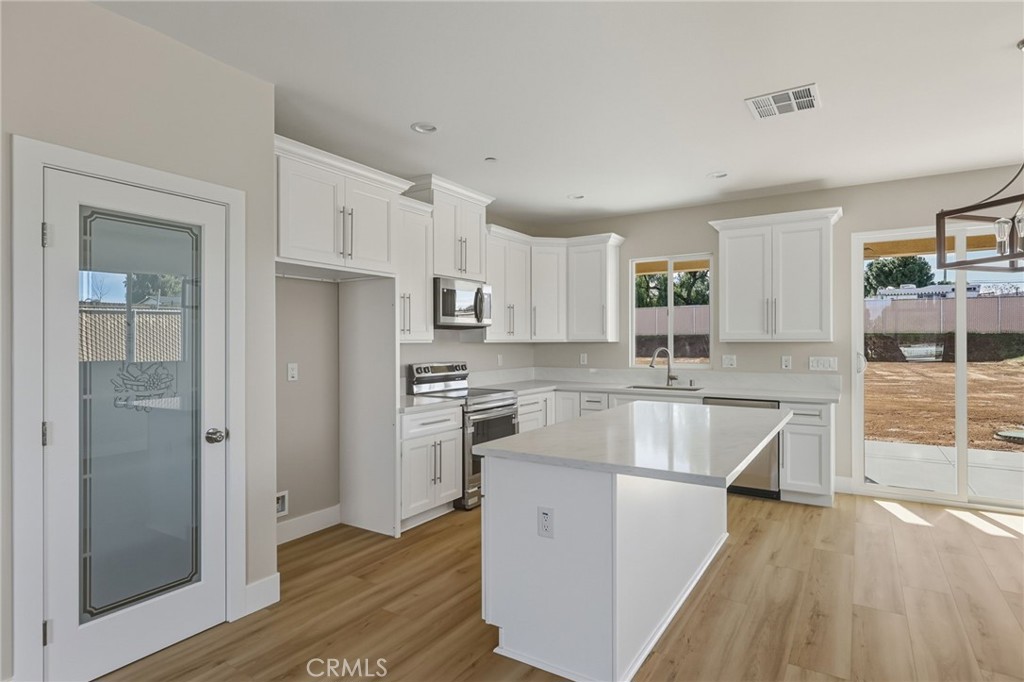 20521 Hunter Street Perris, CA 92570 - Photo 15 of 44