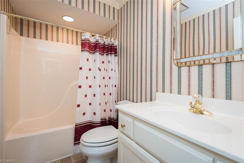 1743 Malone Road, Unit B Burlington, NC 27215 - Photo 13 of 21 Gallery Image 13