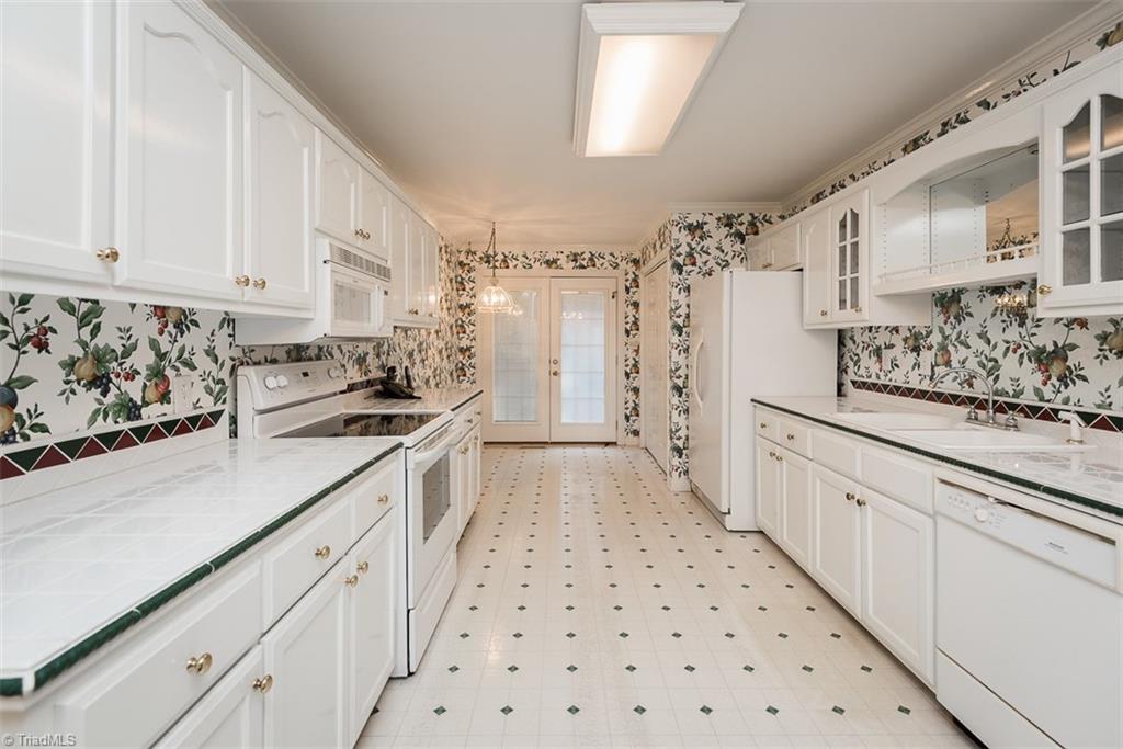 1743 Malone Road, Unit B Burlington, NC 27215 - Photo 7 of 21 Gallery Image 7