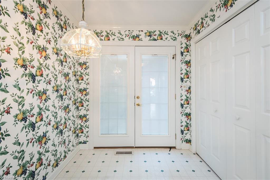1743 Malone Road, Unit B Burlington, NC 27215 - Photo 10 of 21 Gallery Image 10