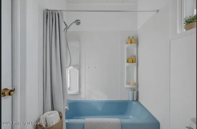 $1,145 | 53 Sobieski Street, Wilkes Barre, PA 18706