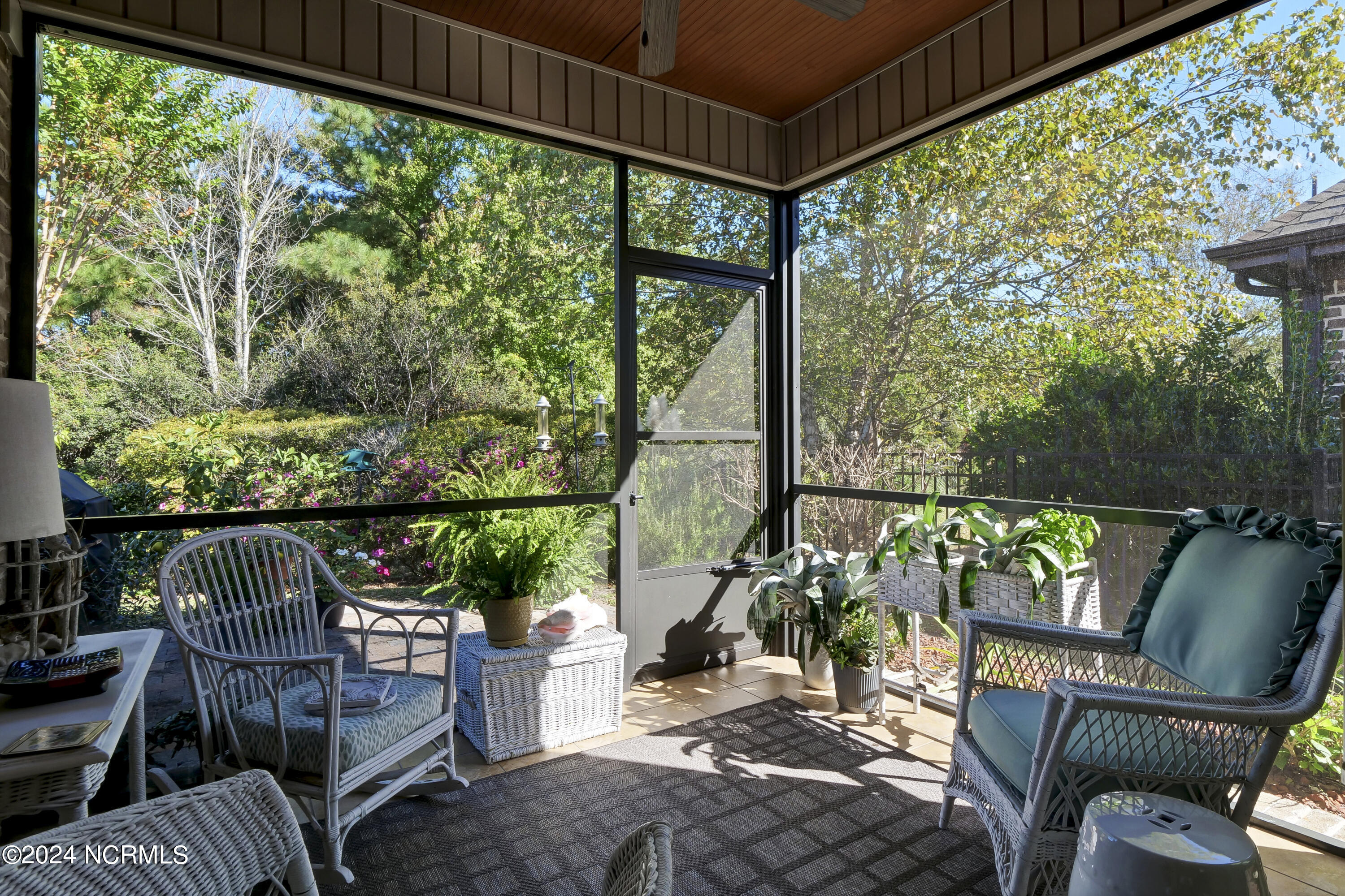 7113 Trailmark Road Wilmington, NC 28405 - Photo 29 of 40 COZY LANAI!