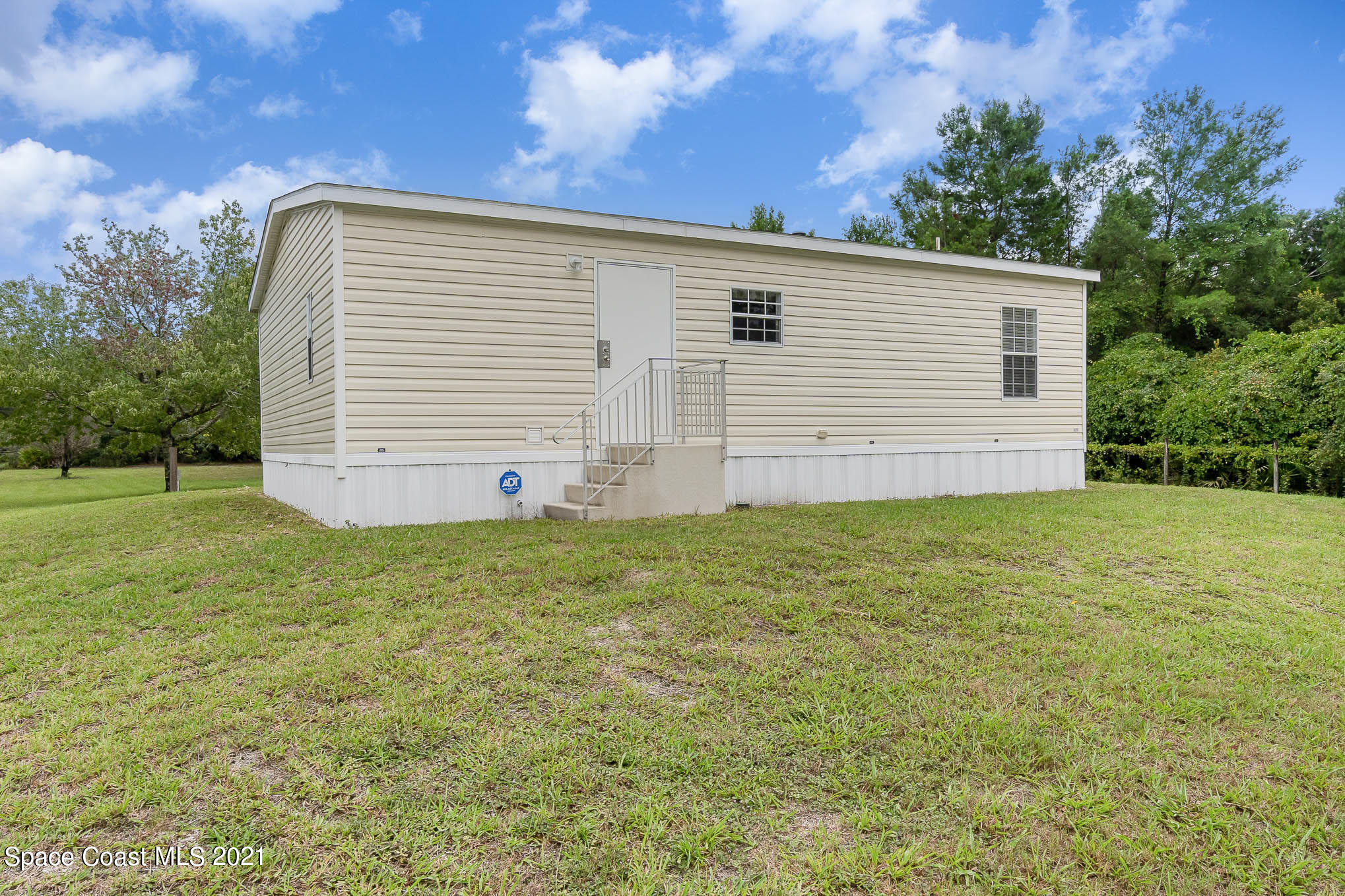 5190 Blounts Ridge Road Mims, FL 32754 - Photo 4 of 23 DSC00009-Edit