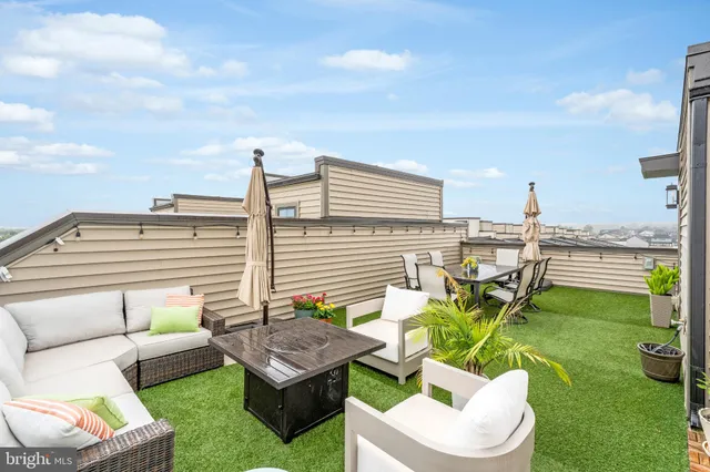 $3,500 | 22405 Claude Moore Drive, Ashburn, VA 20148