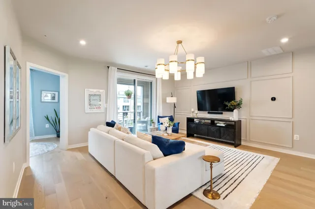 $3,500 | 22405 Claude Moore Drive, Ashburn, VA 20148