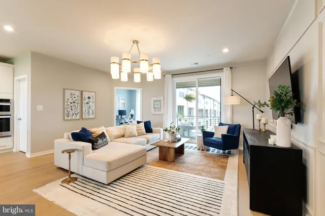 $3,500 | 22405 Claude Moore Drive, Ashburn, VA 20148