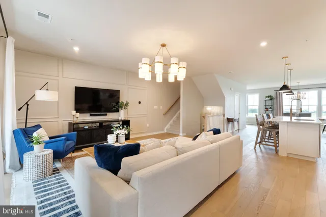 $3,500 | 22405 Claude Moore Drive, Ashburn, VA 20148