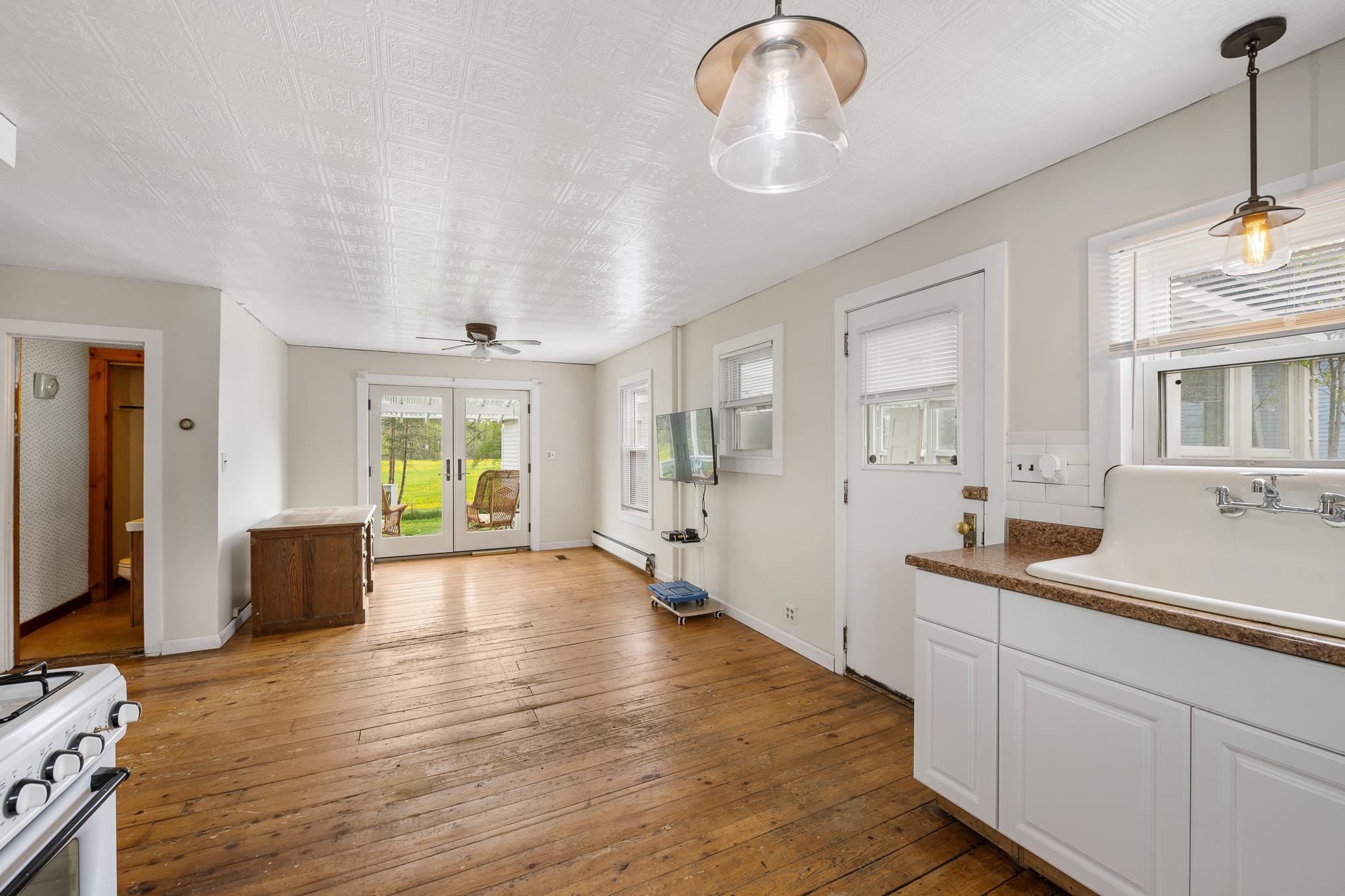 62 Bridge Street Colebrook, NH 03576 - Photo 4 of 23